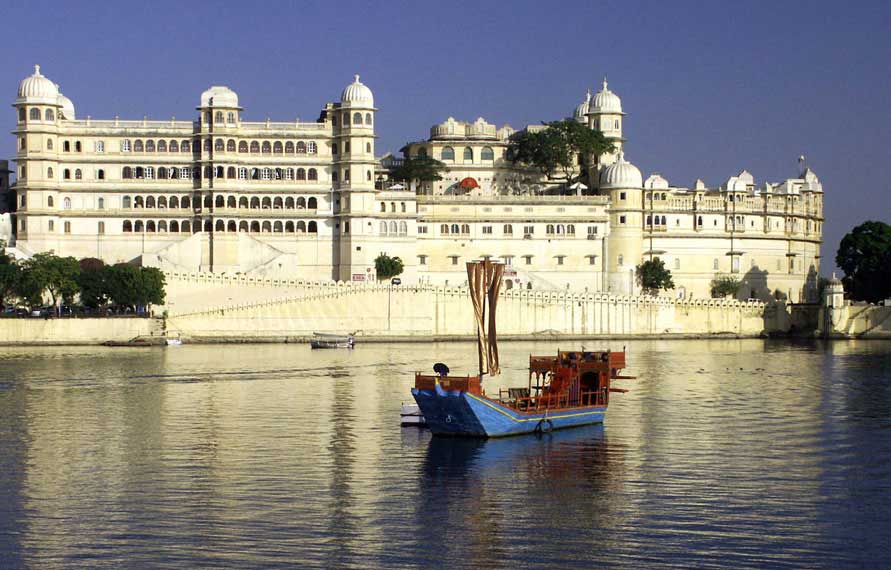 Golden Triangle Tour with Udaipur